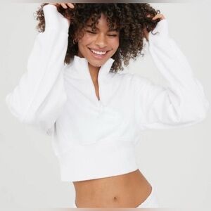Offline by Aerie Throw-Back Corset Cropped, zip white sweater